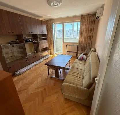 Photo 2 — Two-room apartment in Krasno selo with elevator