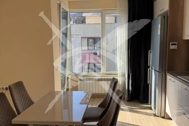 Three-room apartment with parking space in Krasno selo, Sofia