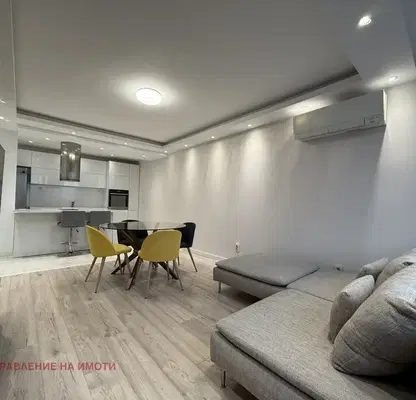 Photo 2 — Two-room apartment in Krastova vada with terrace and elevator