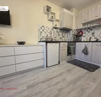 Снимка 5 — Едностаен апартамент с тераса в Лагера, София