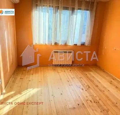 Снимка 5 — Тристаен апартамент в София, Левски