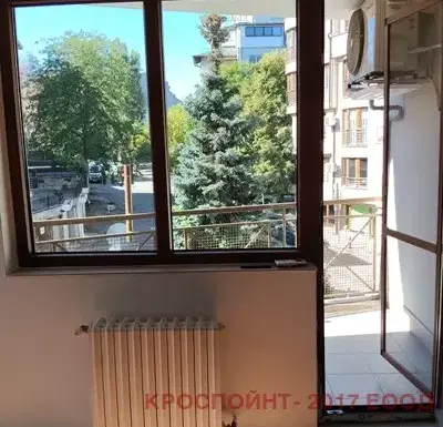 Снимка 3 — Тристаен апартамент в София, Лозенец