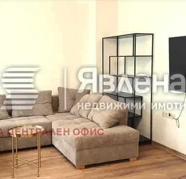 Снимка 2 — Тристаен апартамент с тераса в Лозенец, София