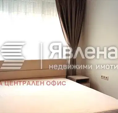 Снимка 4 — Тристаен апартамент с тераса в Лозенец, София