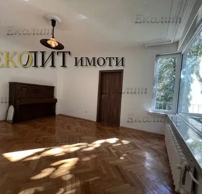 Photo 2 — 3-bedroom apartment in Sofia, Lozenec