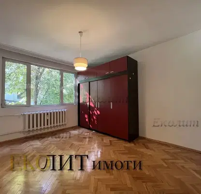 Photo 4 — 3-bedroom apartment in Sofia, Lozenec