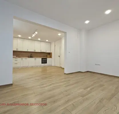 Photo 3 — Three-room apartment with two terraces in Lozenets, Sofia