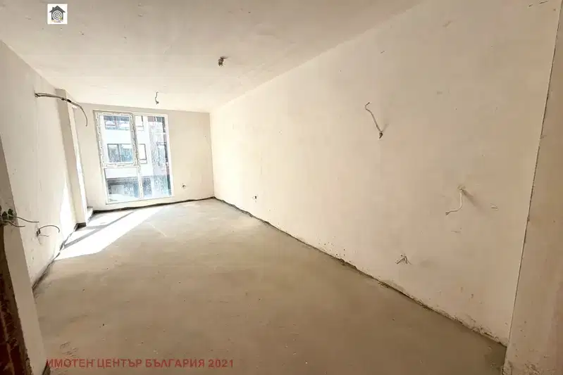 Two-room apartment in Malinova Dolina with parking space