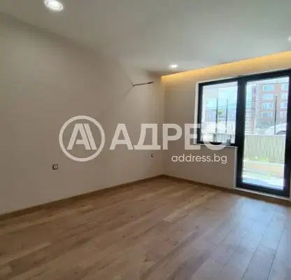 Photo 4 — Three-room apartment with yard in Malinova dolina, Sofia