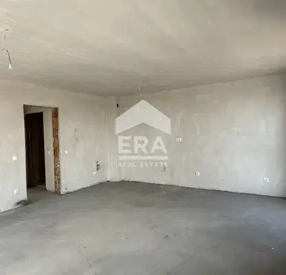 Photo 4 — Three-room apartment in Malinova dolina with balcony and garage
