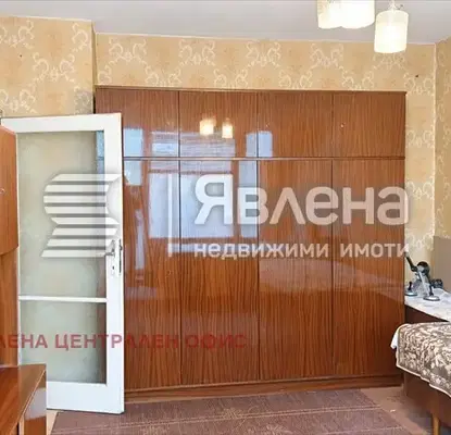 Снимка 2 — Едностаен апартамент в Младост 1 с тераса близо до метро