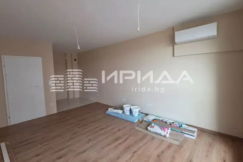 Двустаен апартамент в София, Младост 4