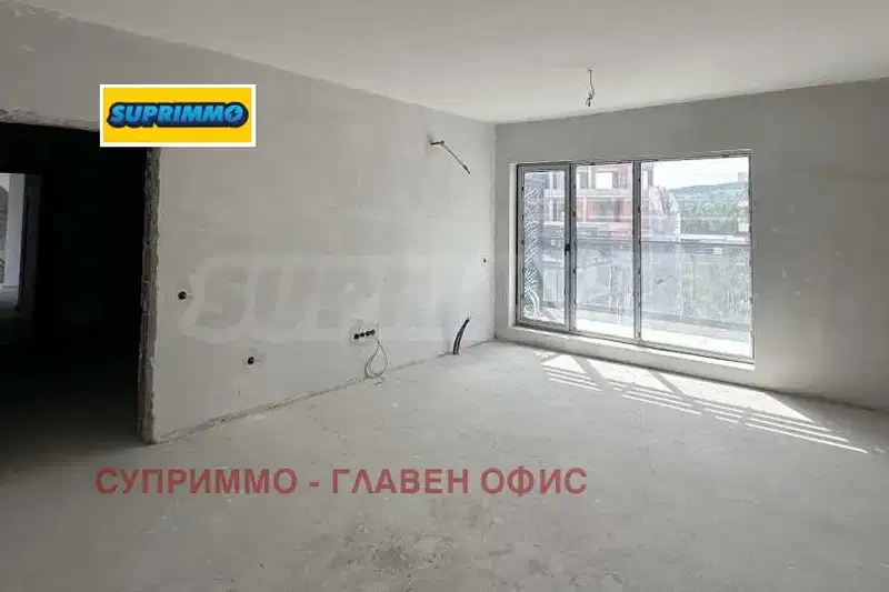 Тристаен апартамент в София, Младост 4