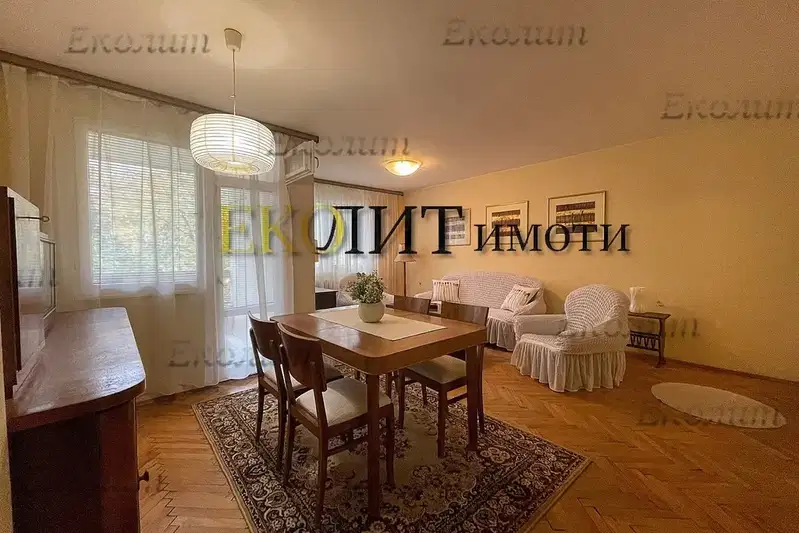 Three-room apartment with terrace in Mladost 4, Sofia