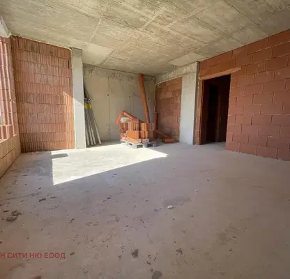 Photo 3 — Three-room apartment in Nadezhda 2 with terrace and southeast aspect