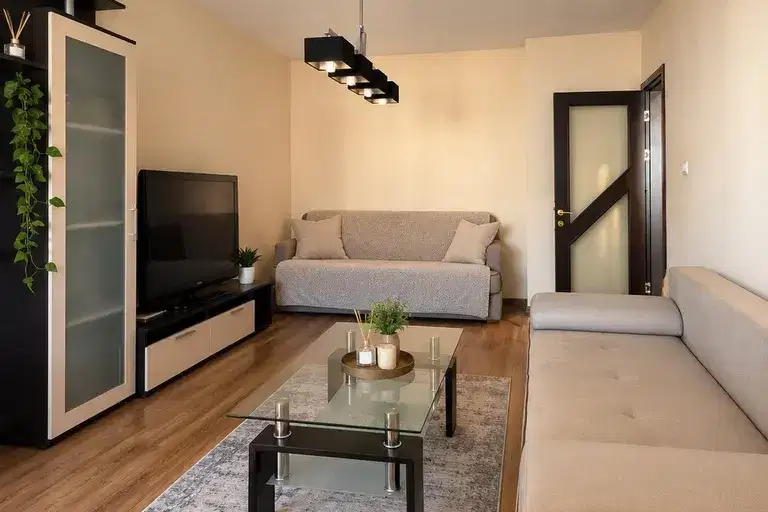 Two-room apartment in Nadezhda 3 with elevator