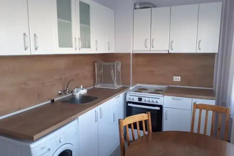 Three-room apartment in Ovcha kupel 1 with terrace and elevator