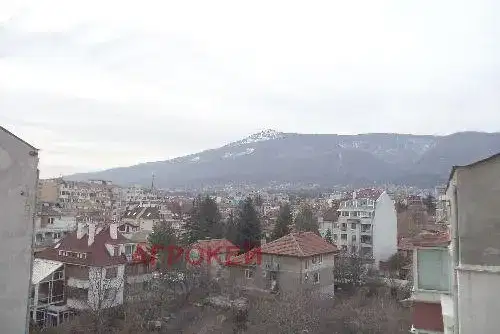 3-bedroom apartment in Sofia, Pavlovo