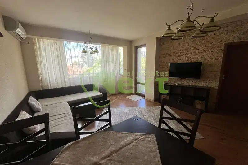 Three-room apartment in Pavlovo with two terraces