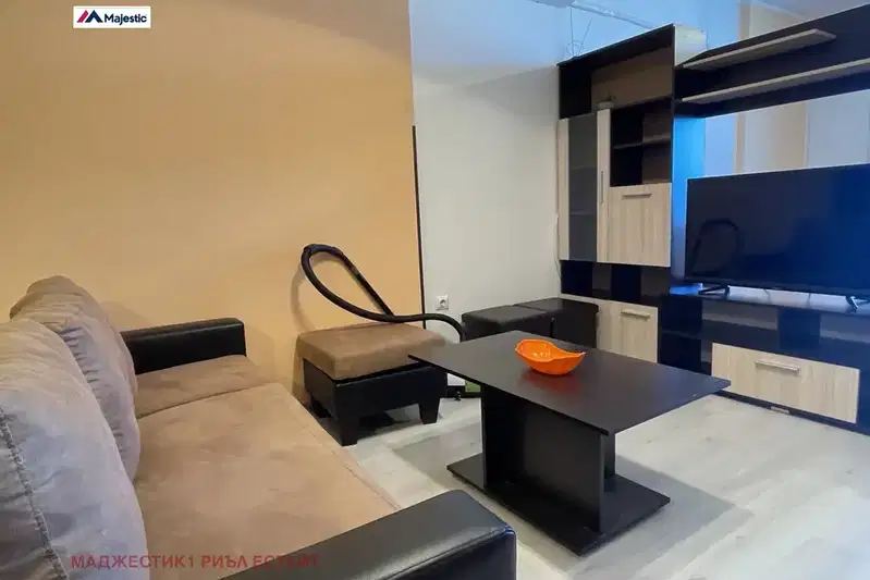 Large one-room apartment with terrace in Studentski Grad, Sofia