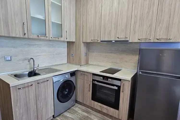 One-room apartment in Studentski Grad with elevator