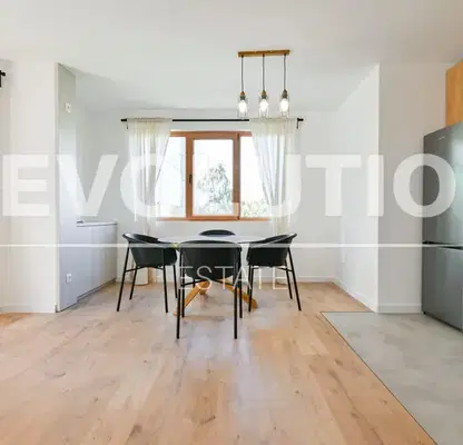 Photo 2 — Three-room apartment with parking space in Studentski Grad, Sofia