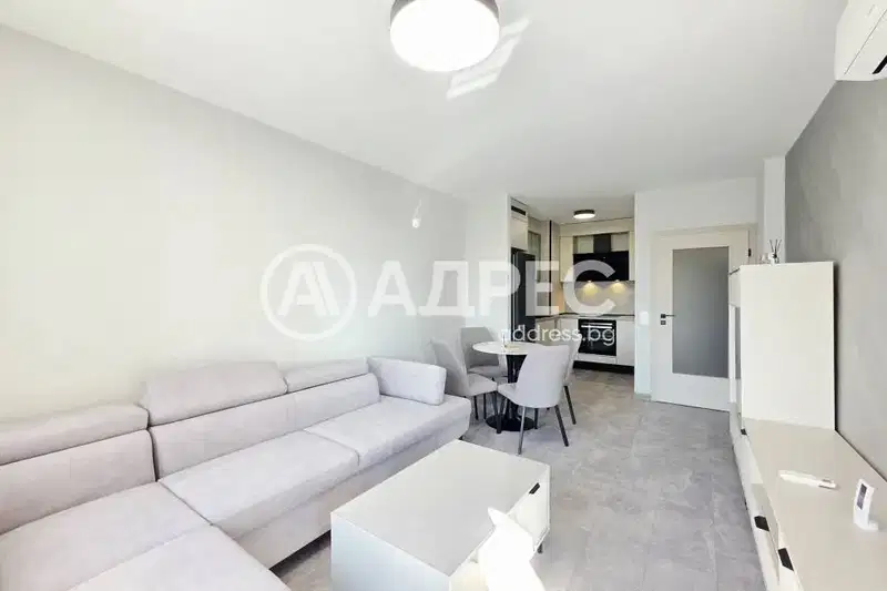 Two-room apartment in Suhata reka with terrace and garage