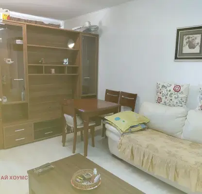 Photo 2 — Two-room apartment in Svoboda with glazed balcony