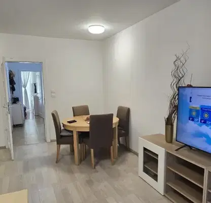 Photo 2 — Two-room apartment with yard in Vitosha district, Sofia