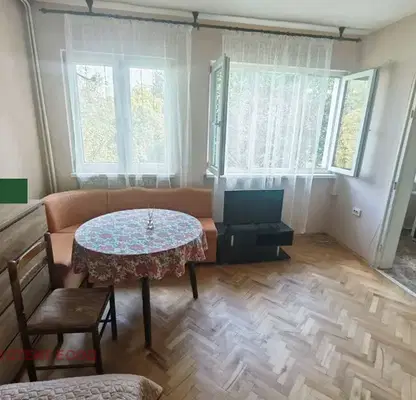 Снимка 2 — Гарсониера в Западен парк, София, с функционално разпределение