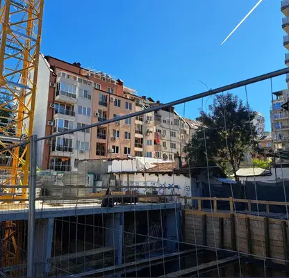 Photo 4 — Three-room apartment in Zona B-18 with two terraces in Sofia