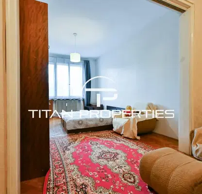 Photo 4 — Three-room apartment in Zona B-5 with terrace and parking