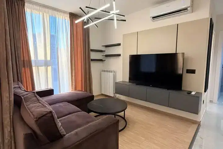 Two-room apartment with terrace in Zona B-5, Sofia