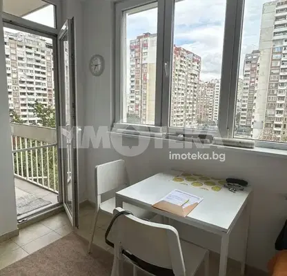 Photo 3 — Two-room apartment in Zona B-5 with elevator in Sofia