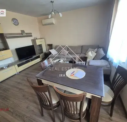 Photo 3 — Three-room apartment with two terraces in the centre of Stara Zagora