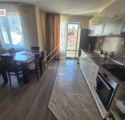 Photo 4 — Three-room apartment with two terraces in the centre of Stara Zagora