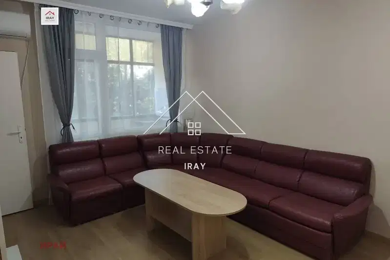 4-bedroom apartment in Stara Zagora, Centyr