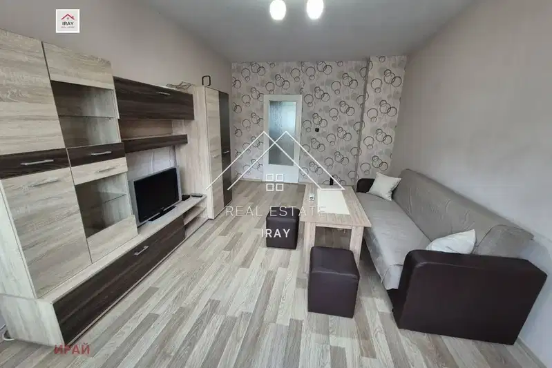 4-bedroom apartment in Stara Zagora, Centyr