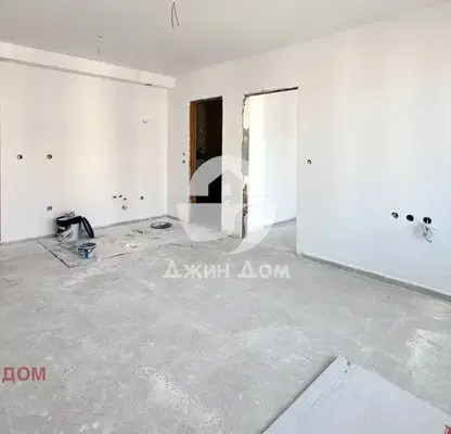 Снимка 3 — Двустаен апартамент с гледка море и планина в Свети Влас