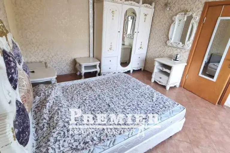 Двустаен апартамент с тераси и морска гледка в Свети Влас