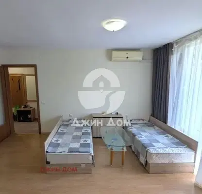 Photo 2 — Spacious two-room apartment near the sea in Sveti Vlas