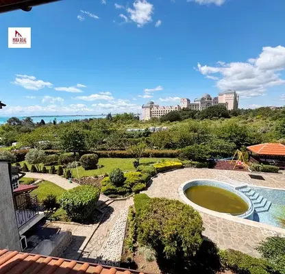 Photo 2 — Three-room apartment with sea view in Sveti Vlas