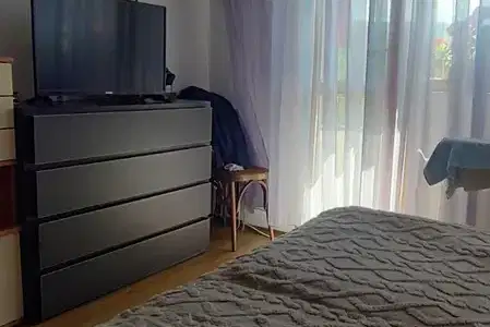 One-room apartment in Svoge with updated window frames