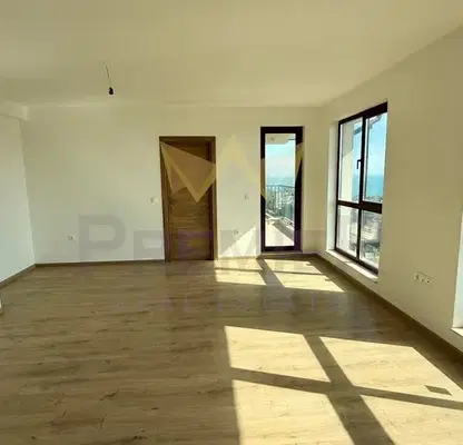 Photo 4 — Three-room apartment with sea view in Briz, Varna
