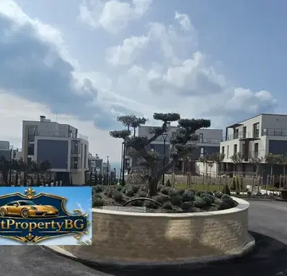 Photo 2 — Large 4-room apartment in Briz with sea view