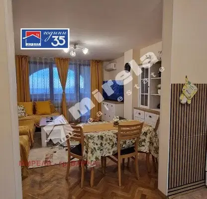 Снимка 3 — Просторен 2-стаен апартамент с морска панорама в Бриз, Варна