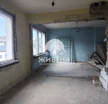 Photo 2 — Four-room apartment in the center of Varna with terrace