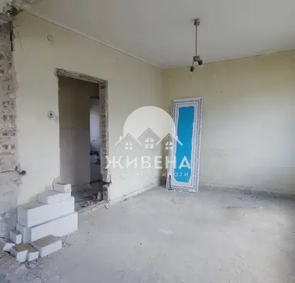 Photo 3 — Four-room apartment in the center of Varna with terrace