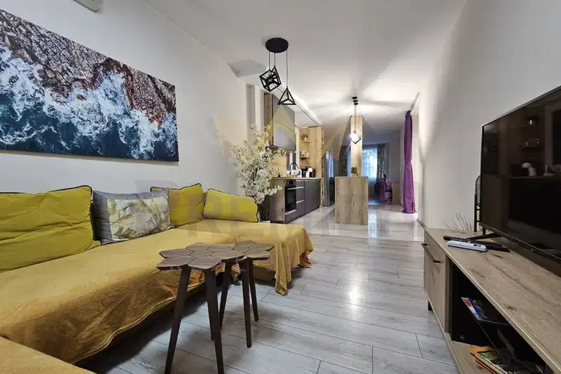 4-bedroom apartment in Varna, Centyr