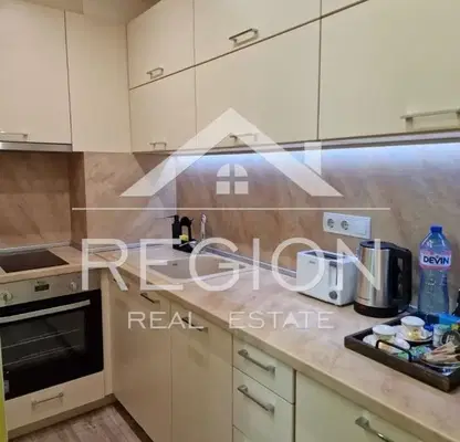 Photo 4 — Two-room apartment in Center, Varna with elevator